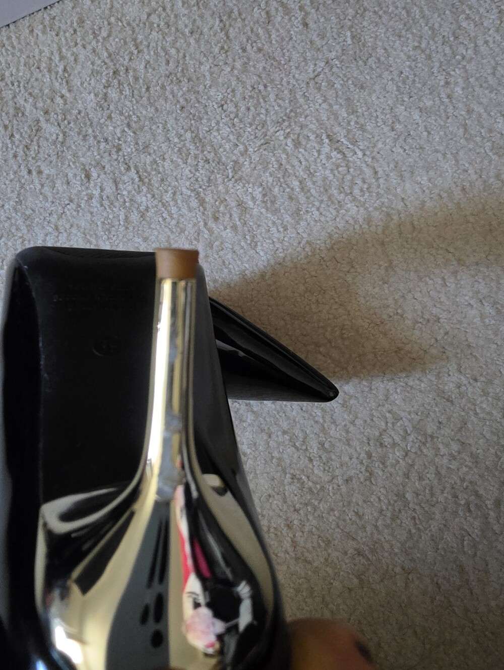 Black Pumps - Picture 5 of 5